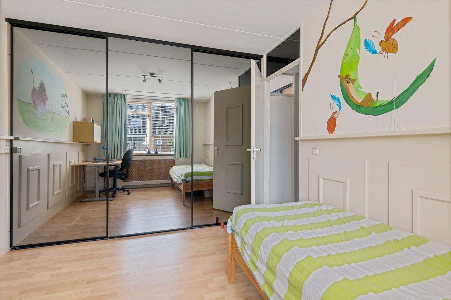 Foto 20 van Femina Mullerstraat 138