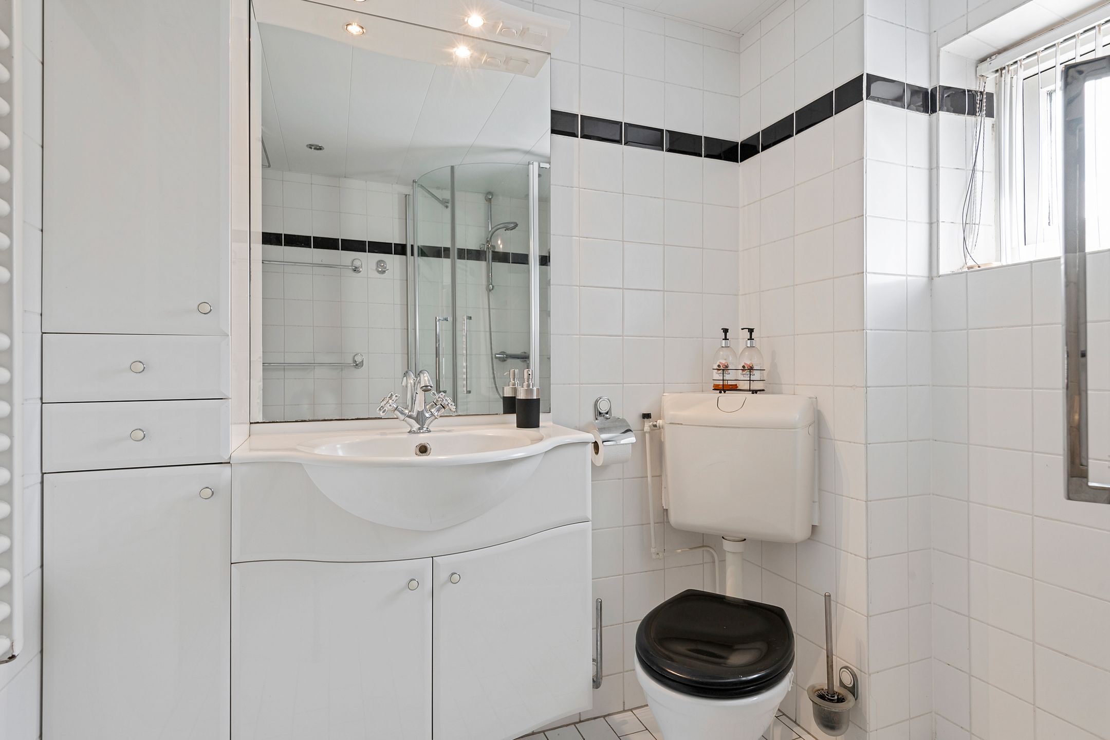 Foto 21 van Femina Mullerstraat 138