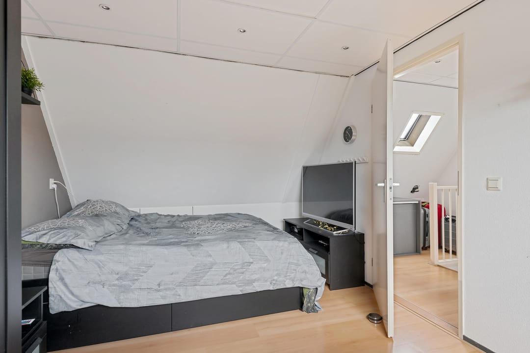 Foto 26 van Femina Mullerstraat 138