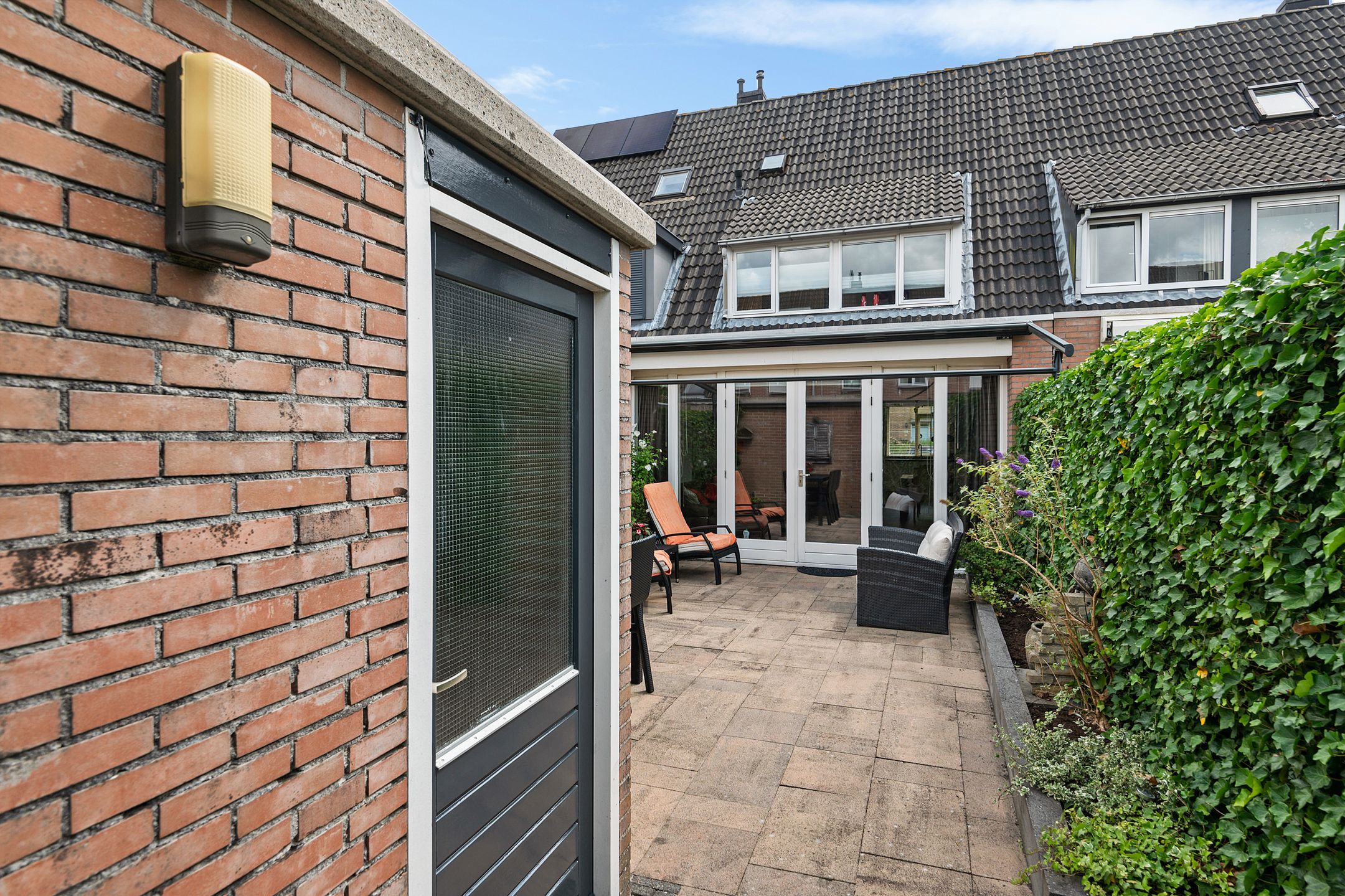 Foto 27 van Femina Mullerstraat 138