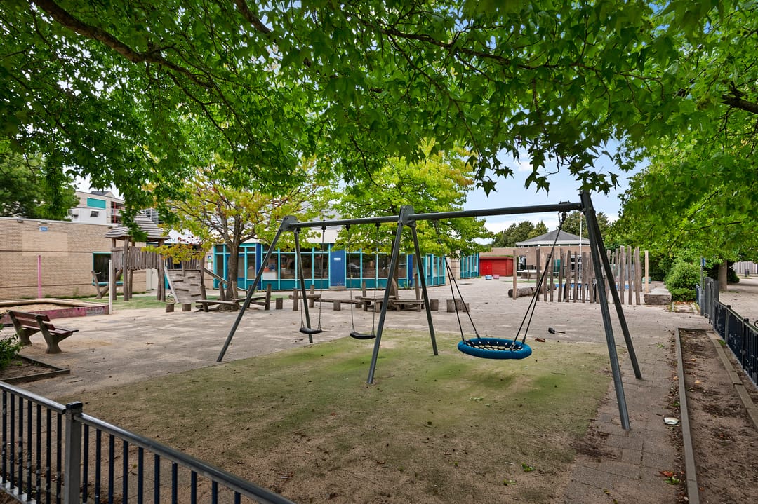 Foto 32 van Femina Mullerstraat 138