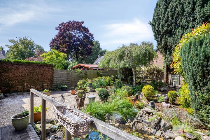 Foto 42 van Buitenhof 111