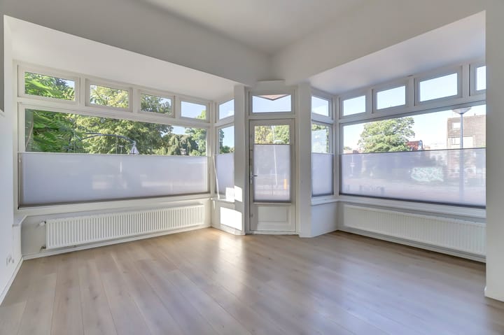 Photo 9 of Dominicanenstraat 153