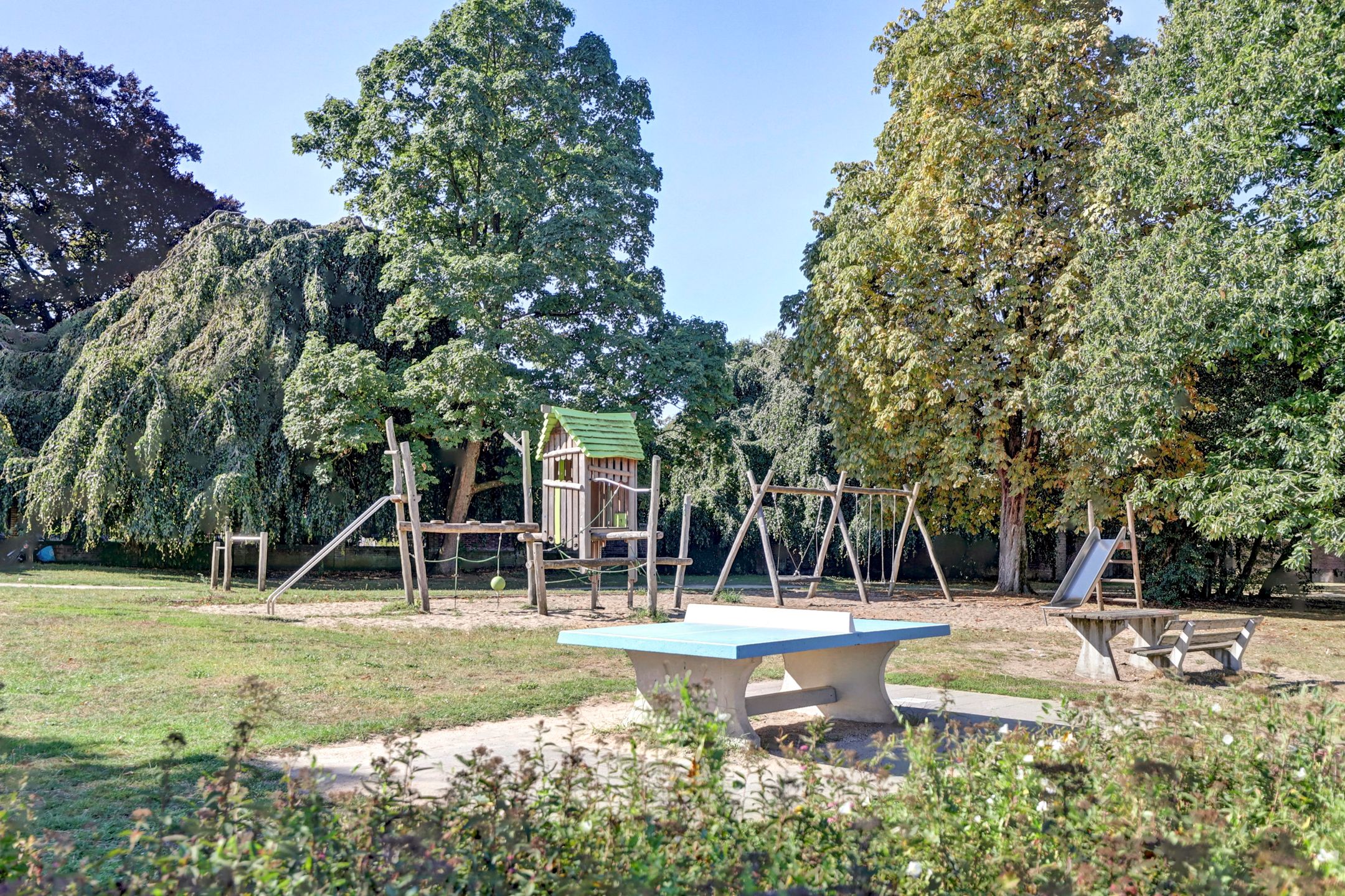 Foto 21 van Dominicanenstraat 153