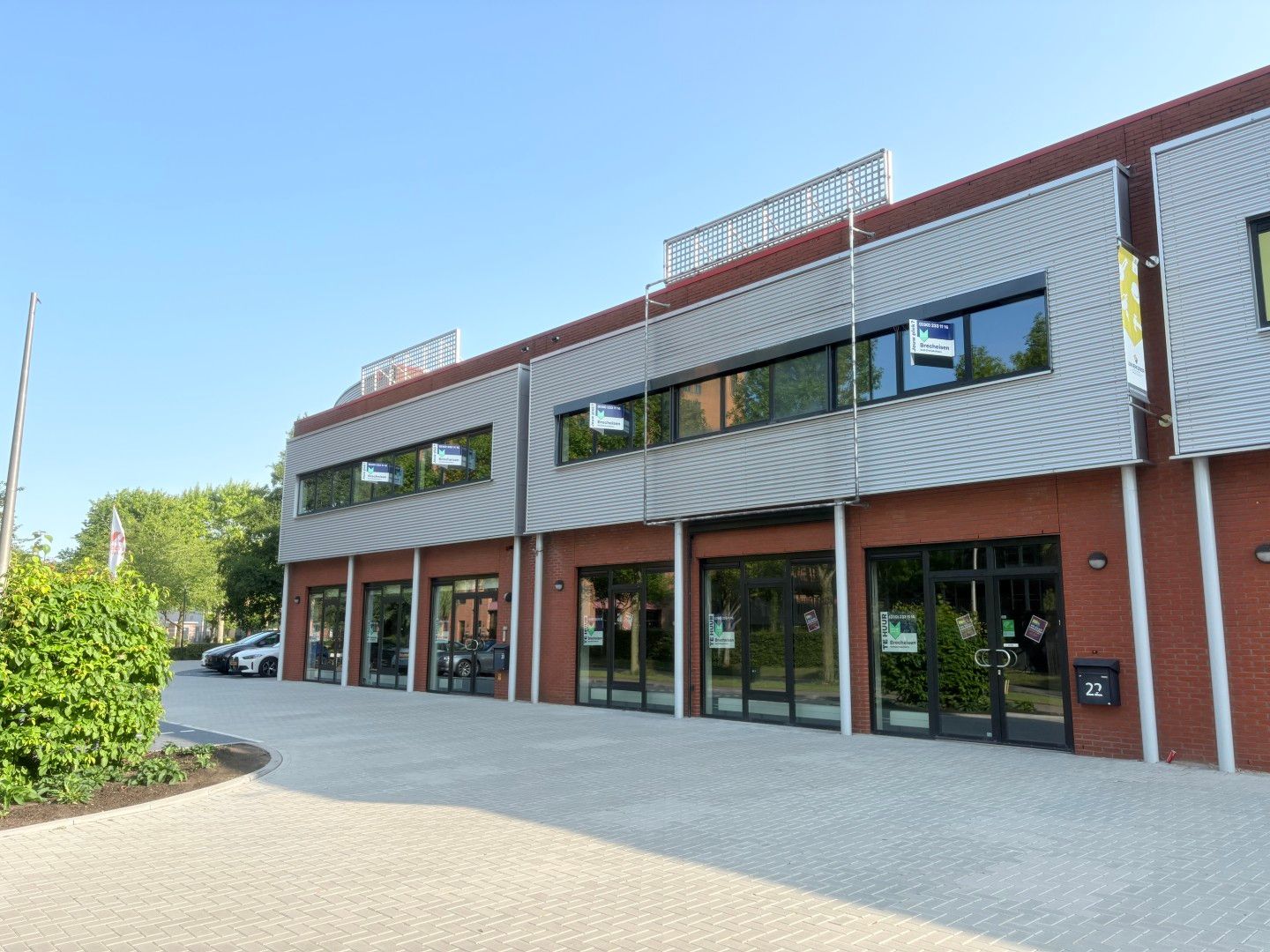 View photo 1 of Hoofdveste 20-22