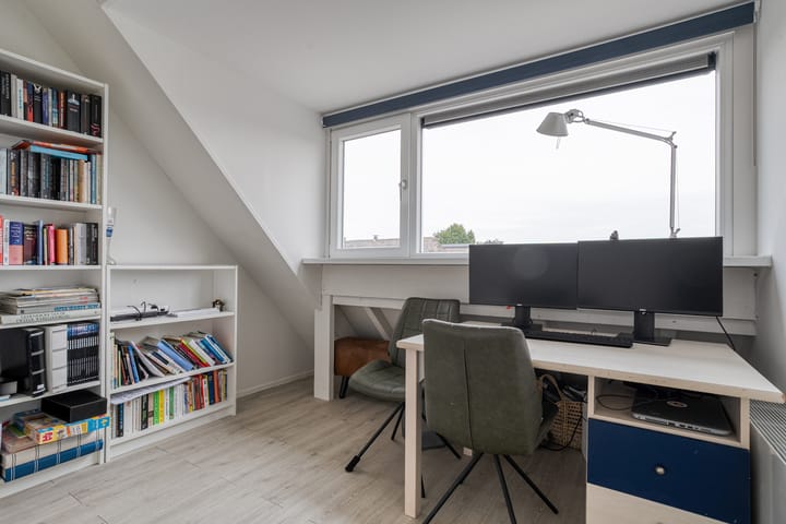 Foto 23 van Snavel van Emekamp 10