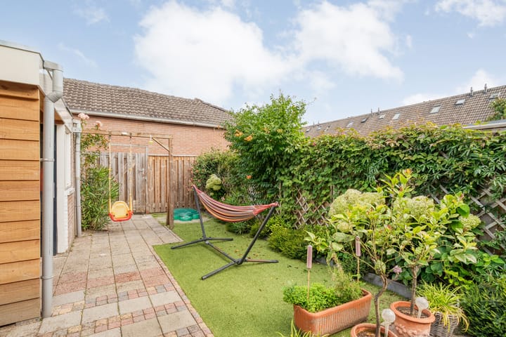 Foto 26 van Snavel van Emekamp 10