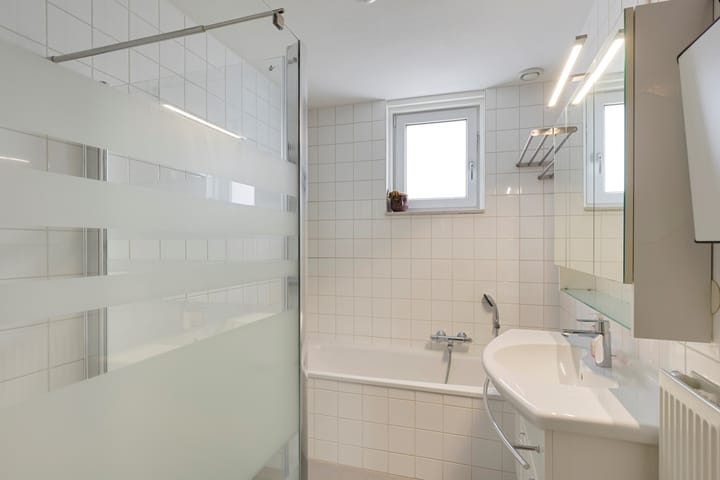 Foto 16 van Lasserstraat 156