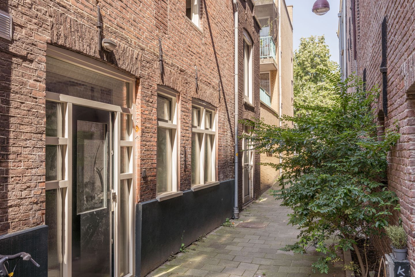 View photo 2 of Brouwersgracht 246-H