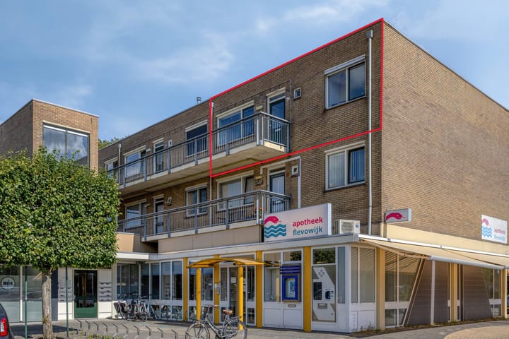 Foto 2 van Lelystraat 78