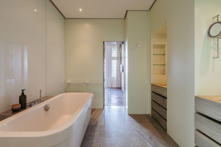 Foto 22 van De Lairessestraat 90-1R