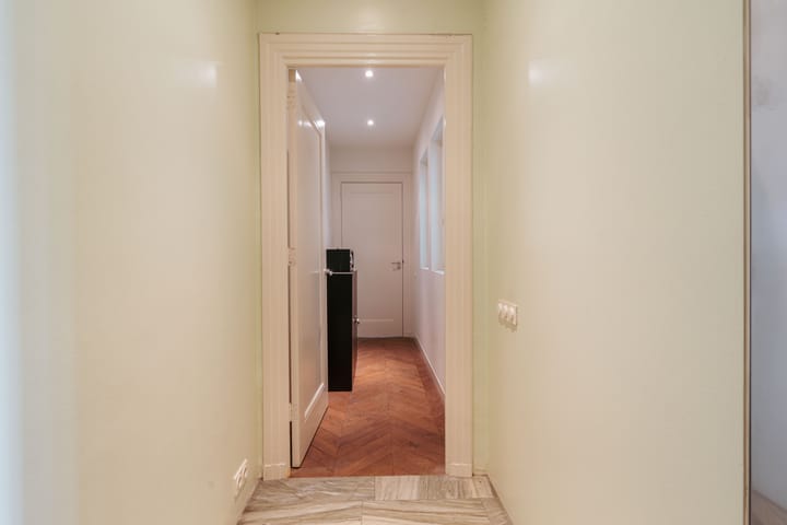 Foto 23 van De Lairessestraat 90-1R