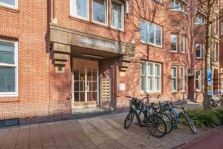 Foto 29 van De Lairessestraat 90-1R