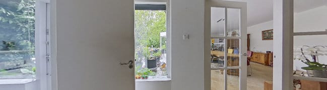 Ruimte naast eetkamer