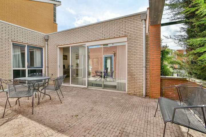 Foto 3 van Sandestein 13