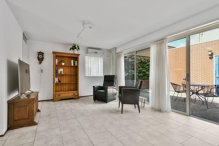 Foto 9 van Sandestein 13