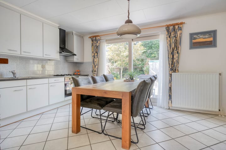 Photo 23 of de Hare 84