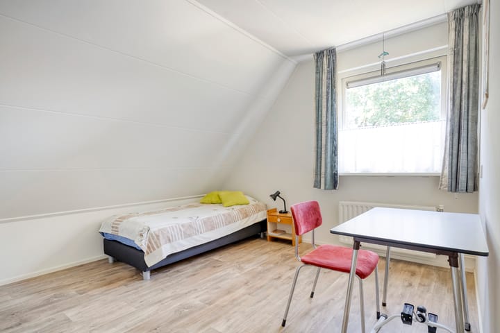 Photo 34 of de Hare 84