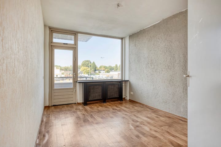 Photo 11 of Via Regia 147-B