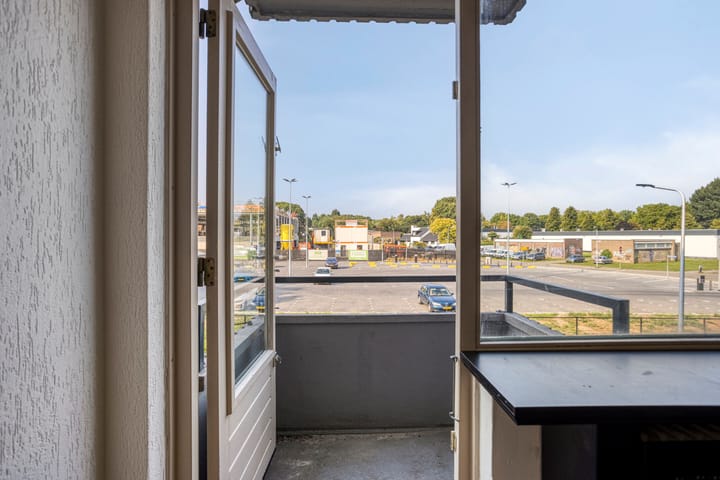 Photo 15 of Via Regia 147-B