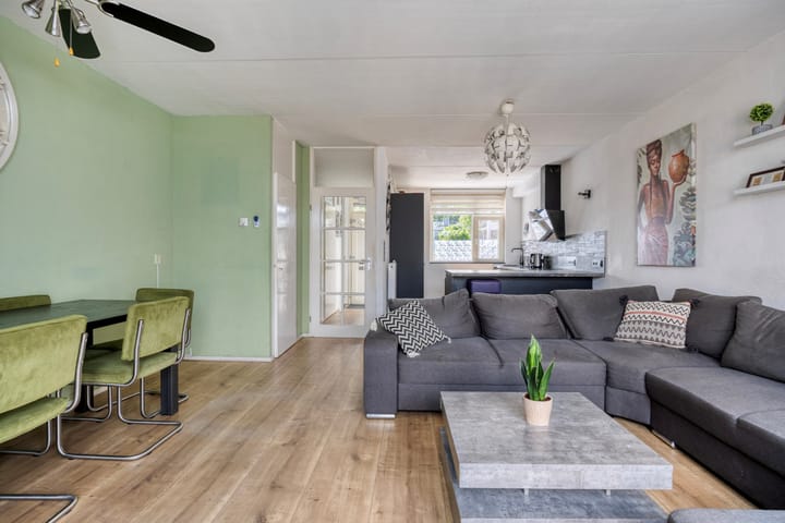 Foto 2 van Carry van Bruggensingel 76