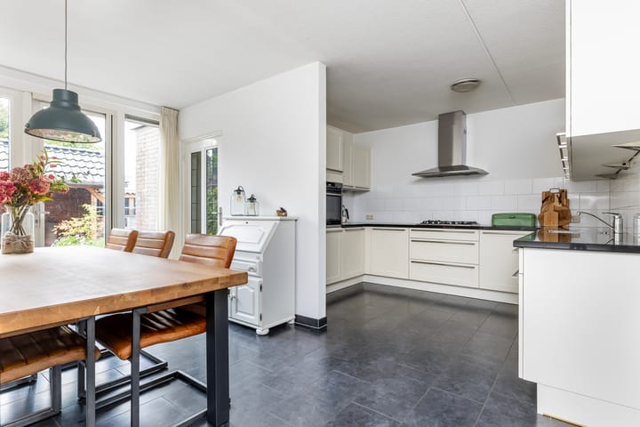 Foto 17 van van Dijksweg 28