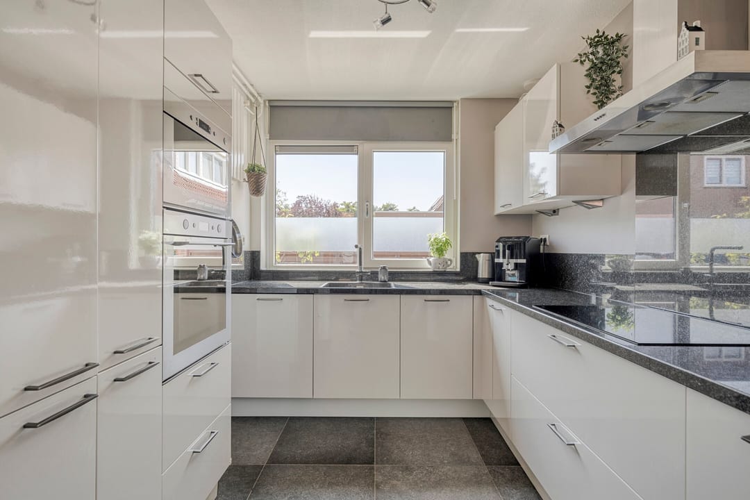 Photo 7 of Roedestraat 43