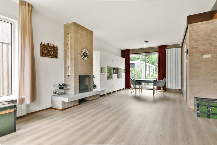 Foto 12 van Dageraadweg 10