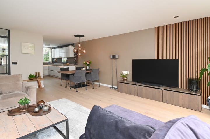 Photo 2 of Krakeendstraat 12