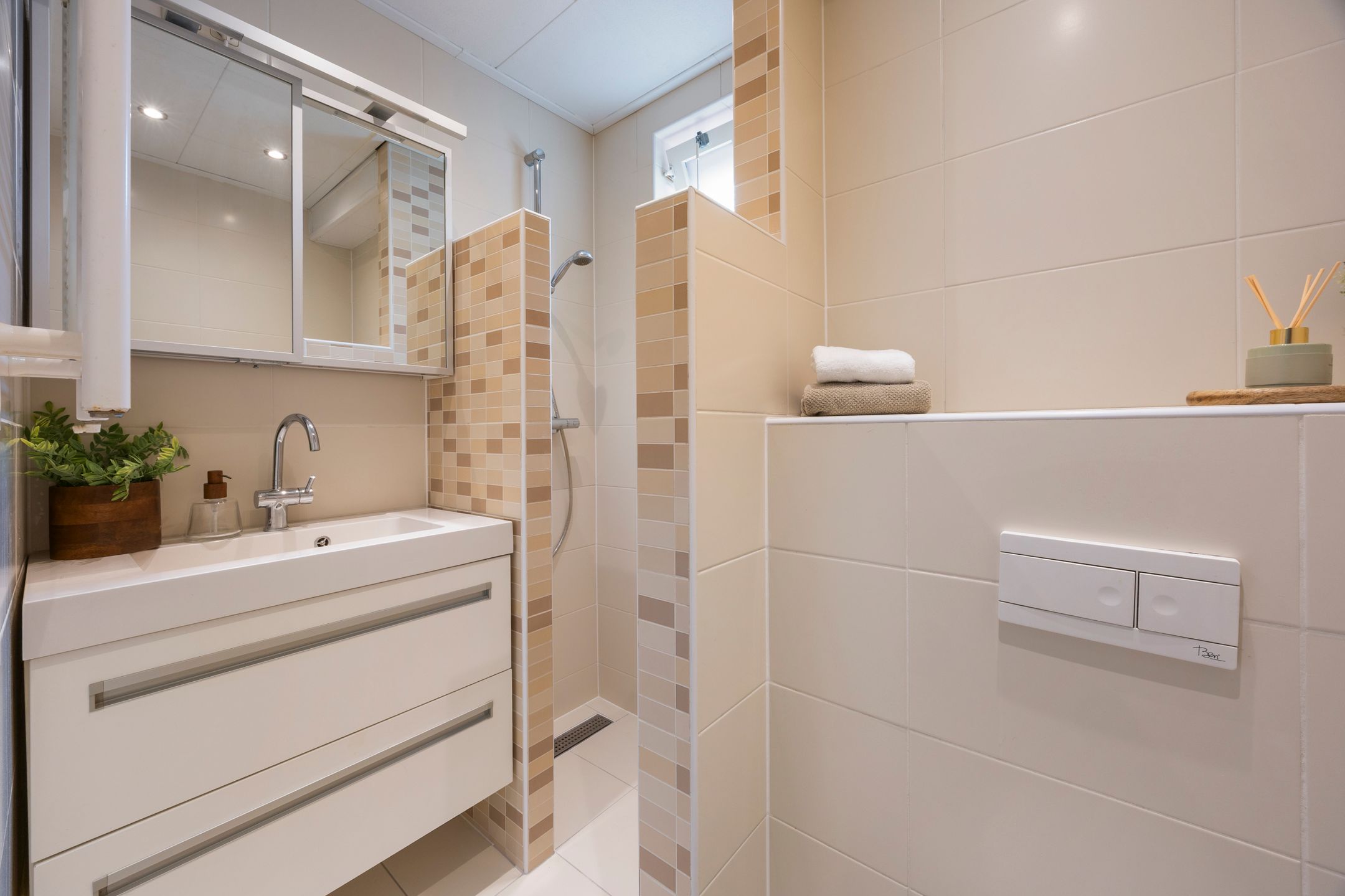 Foto 30 van Maria Theresialaan 81