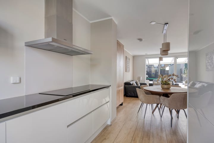 Foto 11 van Oostmeerlaan 105