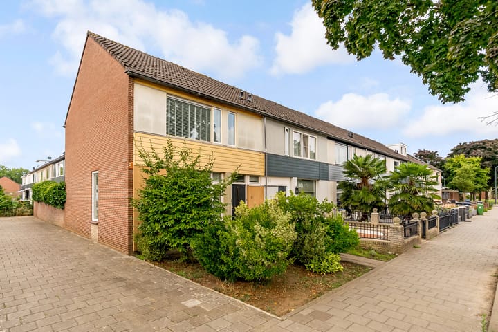 Foto 1 van Zirkoon 18