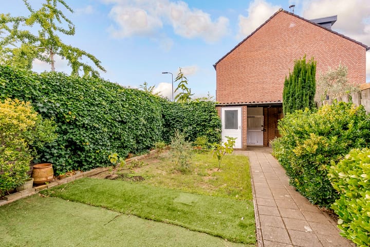 Foto 11 van Zirkoon 18