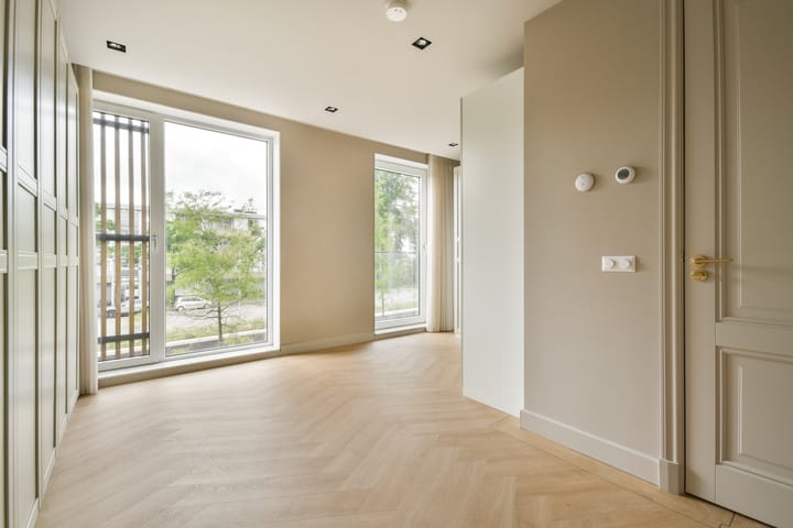 Photo 10 of Floris van Adrichemkade 6