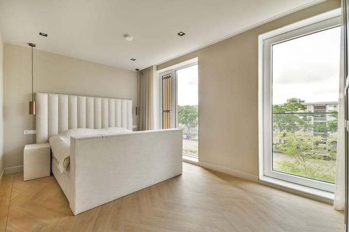 Photo 14 of Floris van Adrichemkade 6