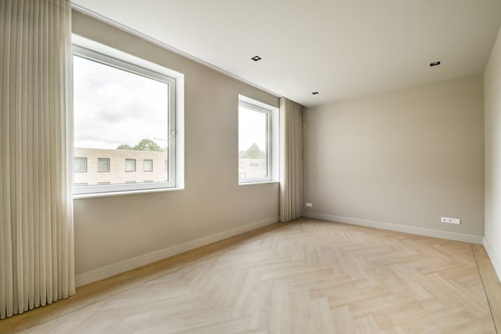 Photo 15 of Floris van Adrichemkade 6