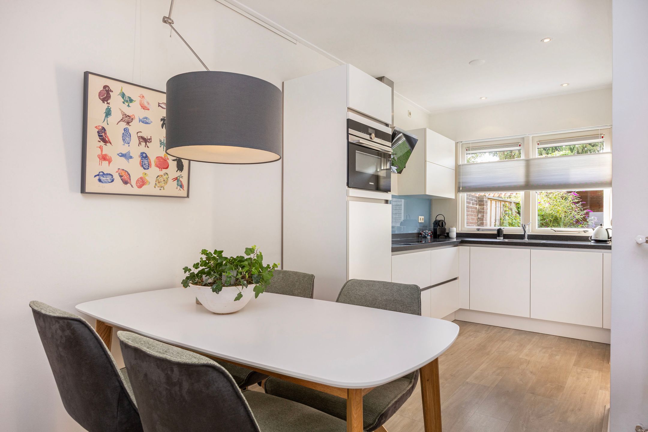 Foto 12 van Van Diemenstraat 142