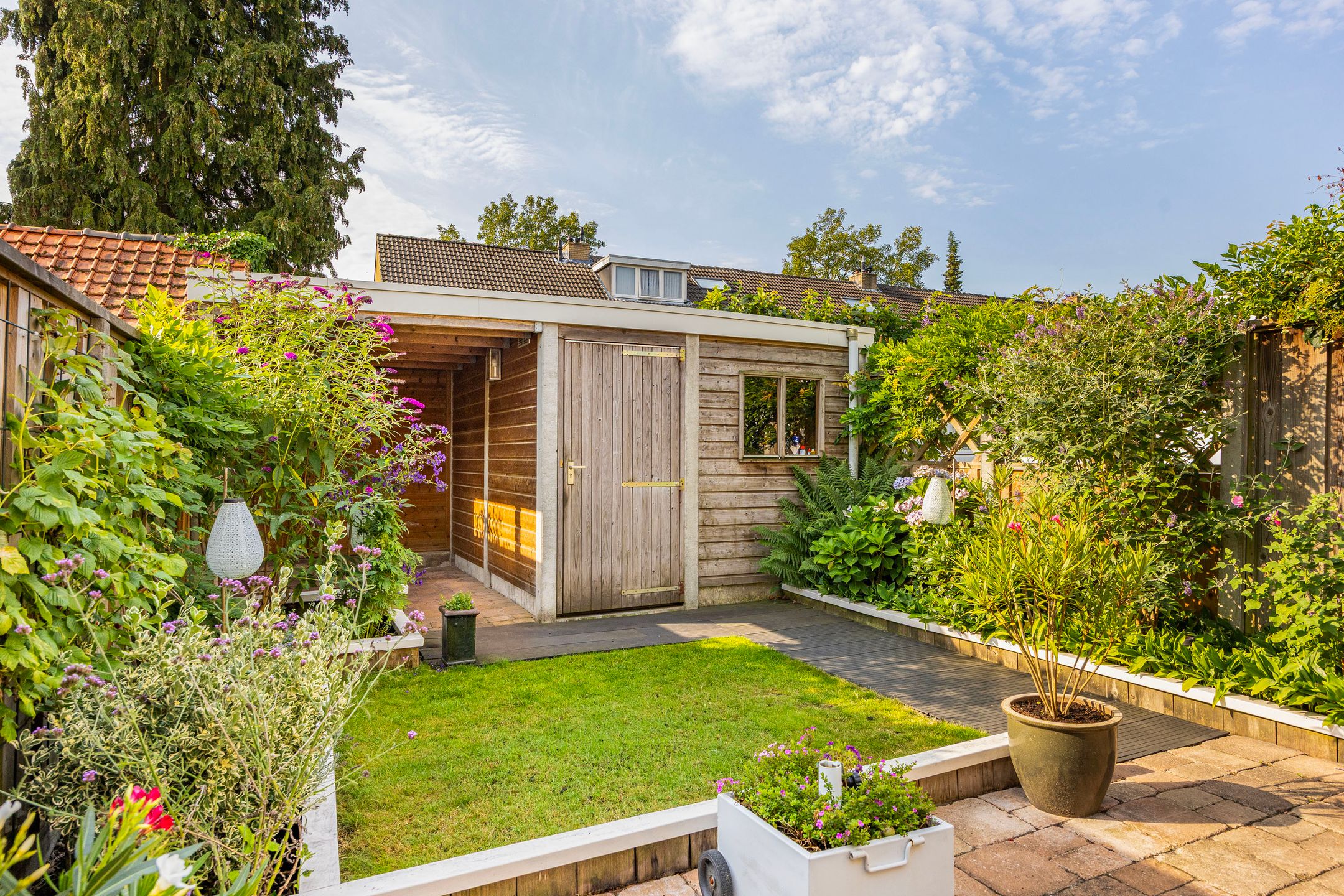 Foto 21 van Van Diemenstraat 142