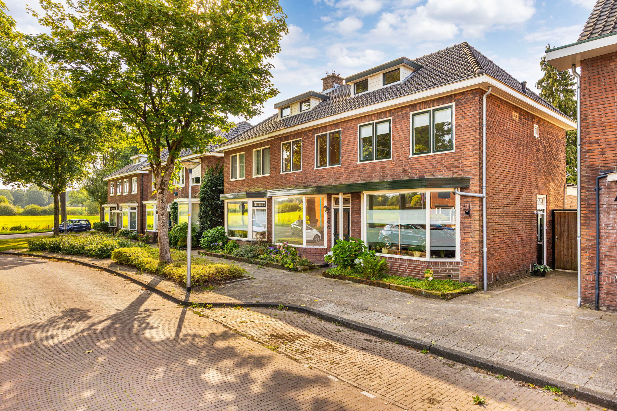 Foto 27 van Van Diemenstraat 142