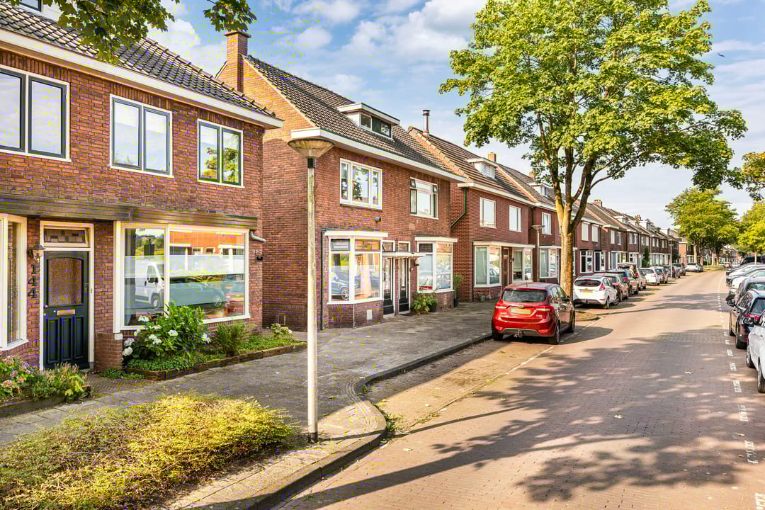 Foto 28 van Van Diemenstraat 142