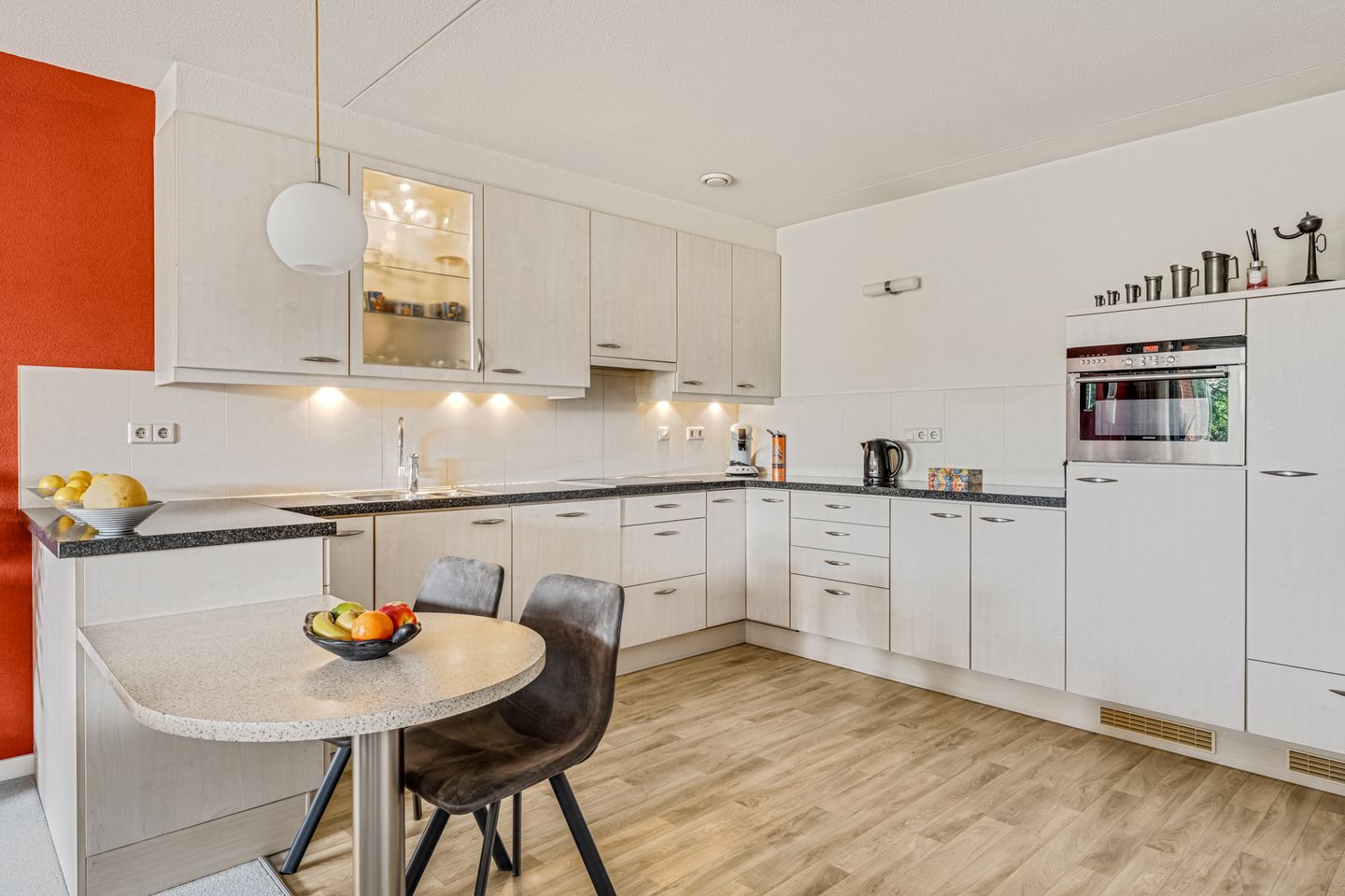 Photo 4 of Bartóklaan 72