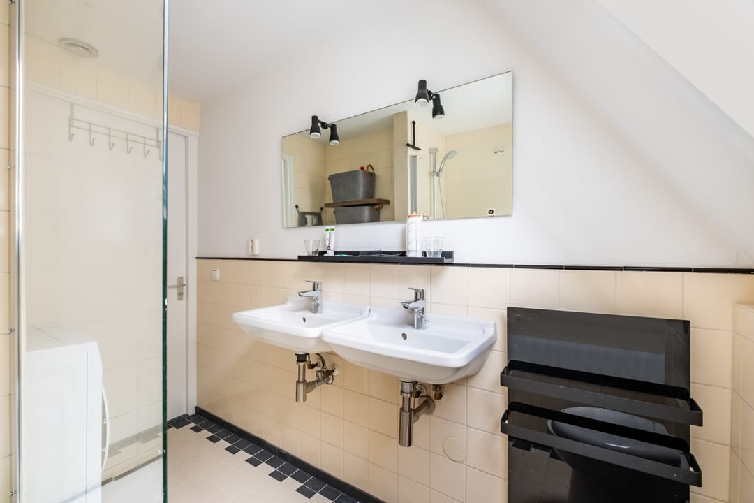 Foto 32 van Herenstraat 15