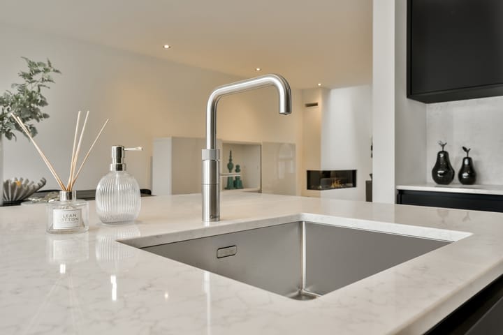 Photo 26 of Koninginneweg 37-C