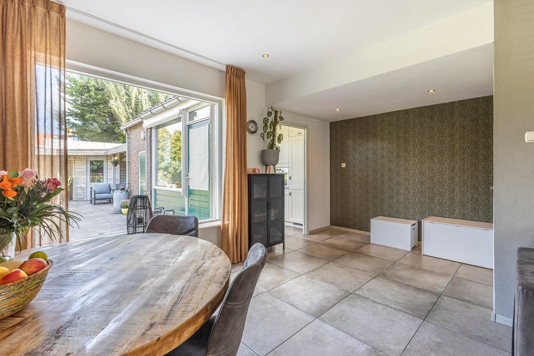 Photo 13 of Hazelaarlaan 44