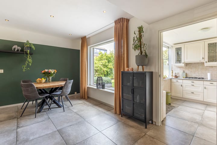 Photo 14 of Hazelaarlaan 44