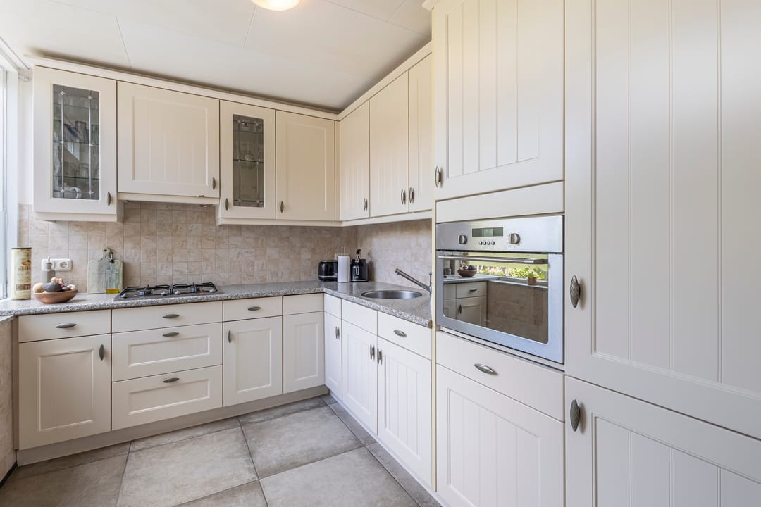 Photo 16 of Hazelaarlaan 44