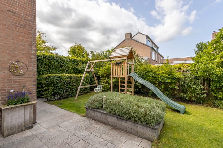 Photo 27 of Hazelaarlaan 44