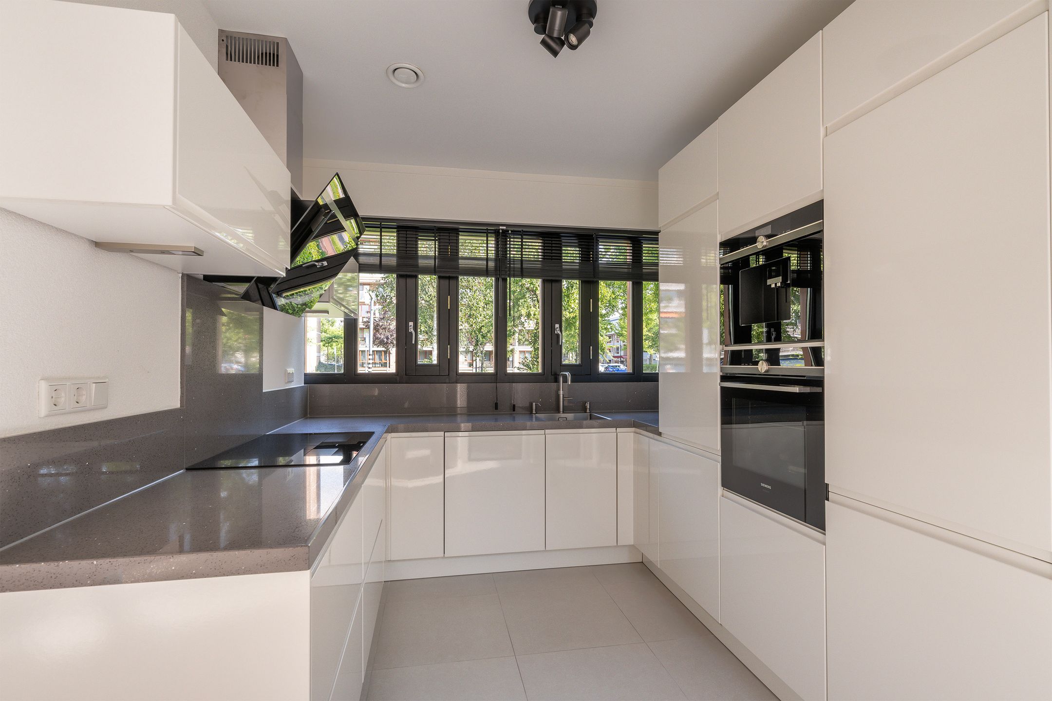 Foto 3 van Valeriusstraat 1-B