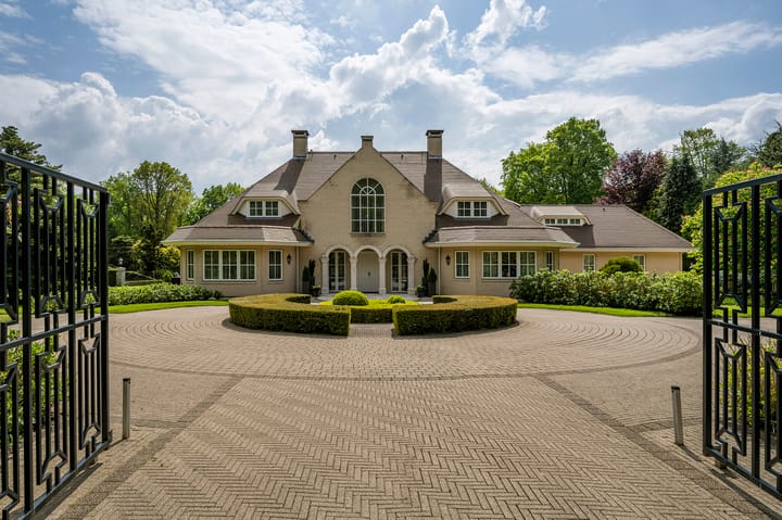 Photo 6 of Naarderstraat 89