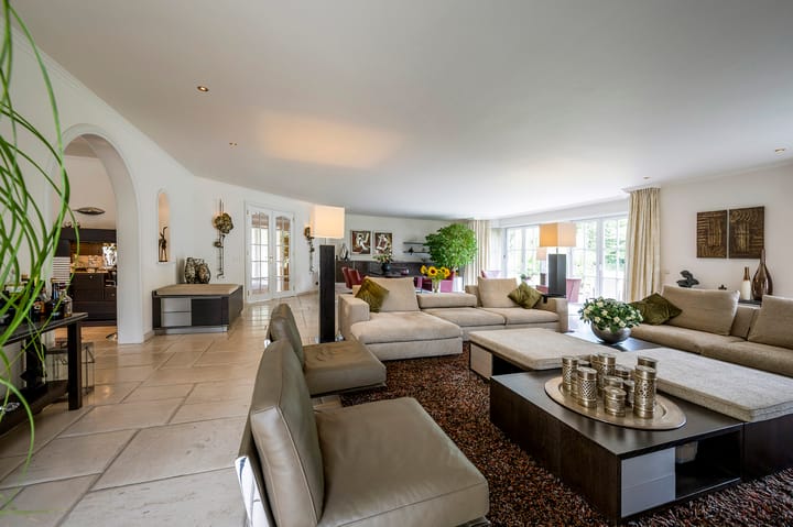 Photo 19 of Naarderstraat 89